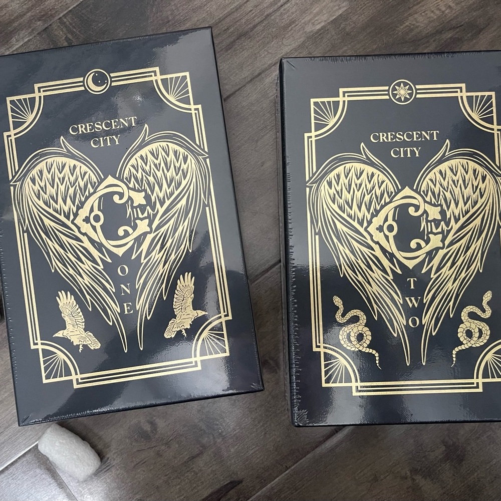 Fairyloot Crescent City Special Editions